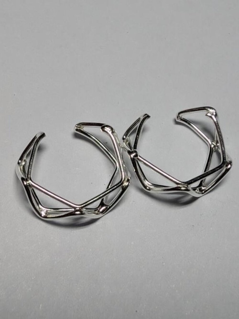 .925 Sterling Silver Clamp/Squeeze earrings Unisex